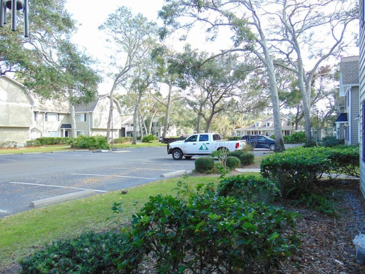 W2 Ocean Walk Resort Upstairs 2 Bed King And Two Twins Next To Back Pool St. Simons Island Exterior photo